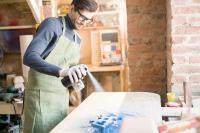 Can Spray Adhesive Fix Shoes and Phone Cases? Don’t Kid Yourself—It Has Its Own 'Professional Boundaries'